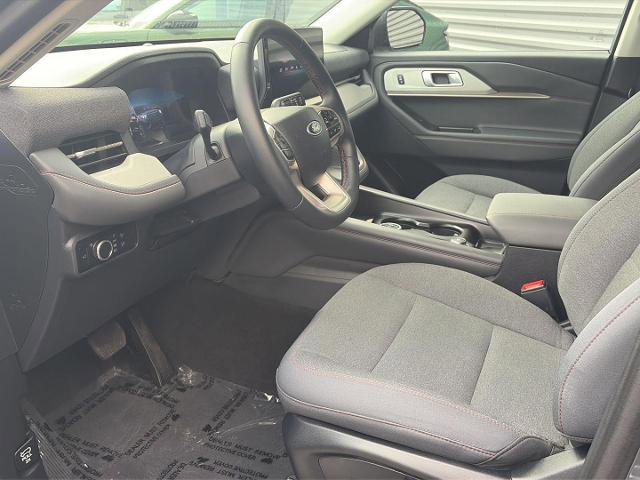 Certified 2025 Ford Explorer Active AWD/4WD image 11