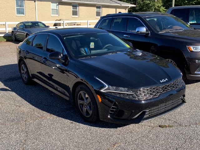 Used 2022 Kia K5 LXS FWD image 2
