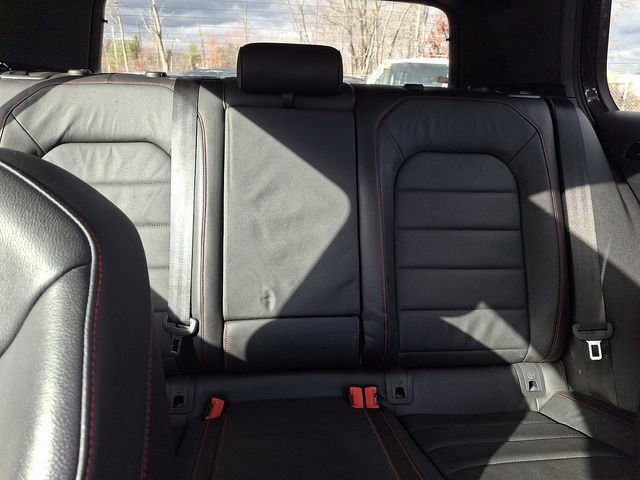 Used 2017 Volkswagen GTI SE image 17