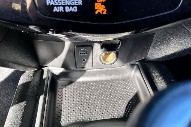 Used 2017 Nissan Rogue SV FWD image 32