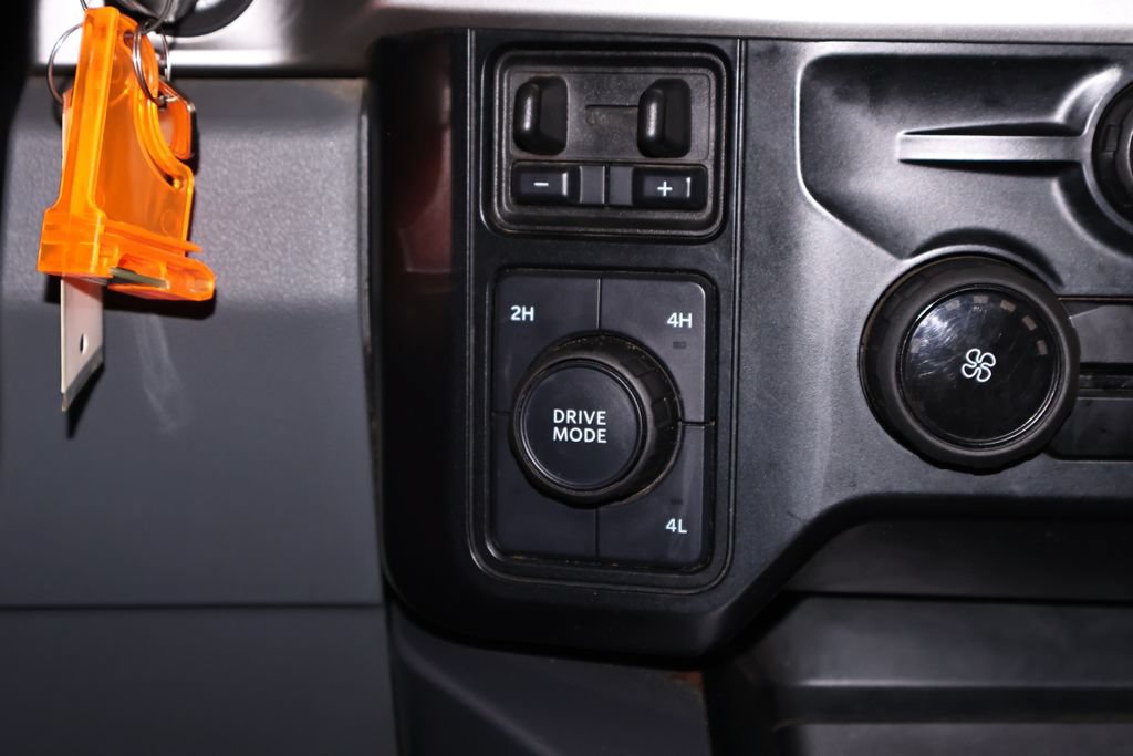Certified 2024 Ford F450 XLT w/ 360-Degree Camera Package AWD/4WD image 27