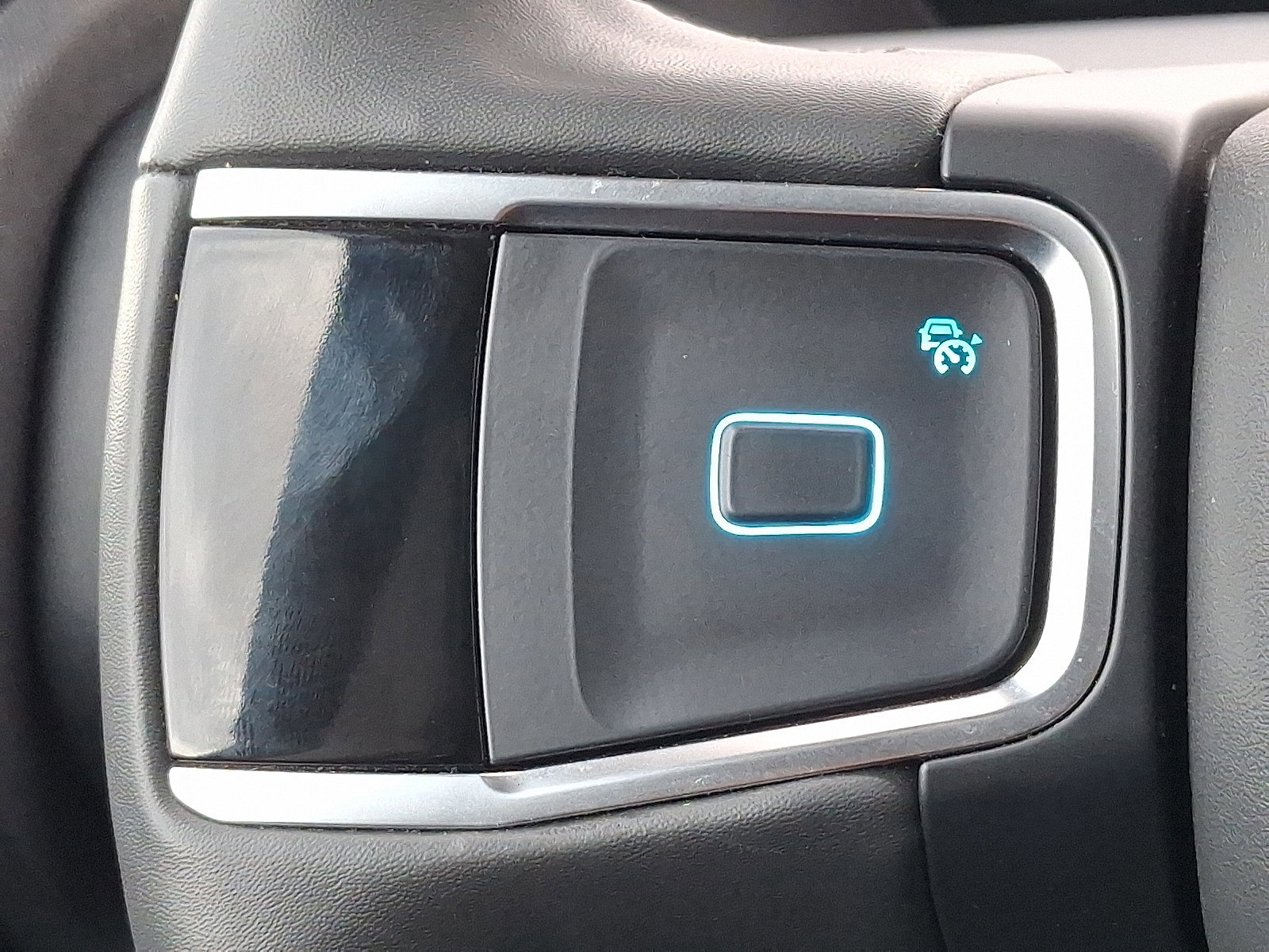 Certified 2025 Ford Expedition Active image 23