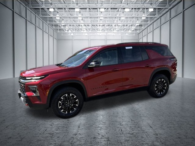 Used 2026 Chevrolet Traverse Z71 w/ Driver Confidence Package AWD/4WD image 4