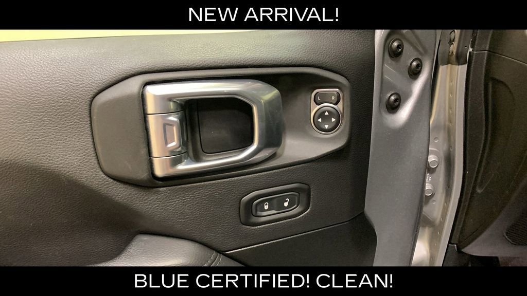 Used 2021 Jeep Wrangler Unlimited Sahara AWD/4WD image 25