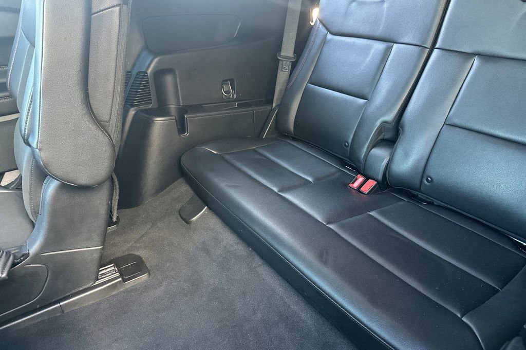 Certified 2023 Ford Explorer ST-Line w/ Class IV Trailer Tow Package image 17