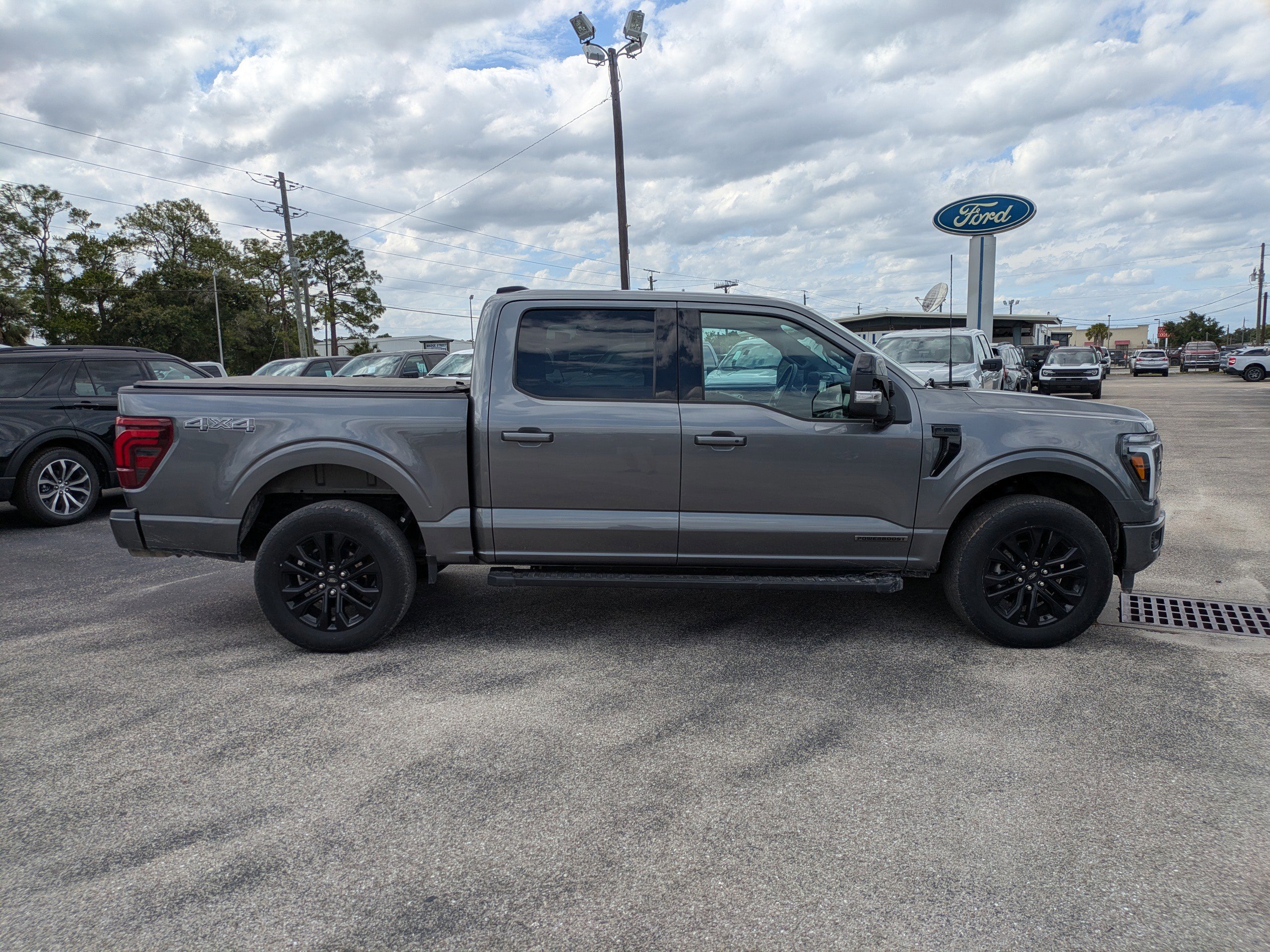 Certified 2025 Ford F150 Lariat w/ Equipment Group 501A Mid AWD/4WD image 6