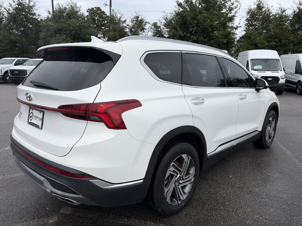 Used 2023 Hyundai Santa Fe SEL w/ Premium Package FWD image 7
