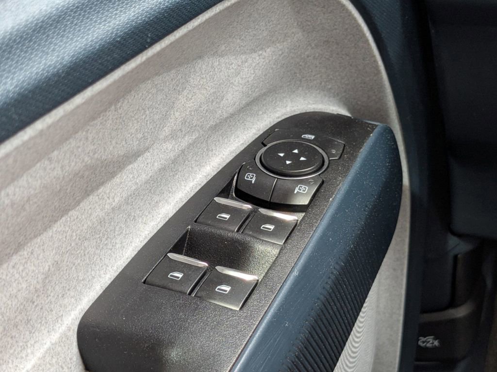 Certified 2022 Ford Maverick XLT w/ XLT Luxury Package image 27