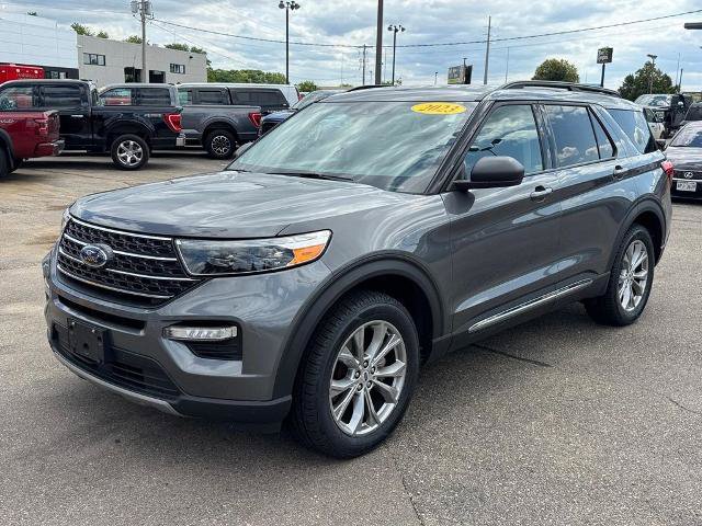Certified 2023 Ford Explorer XLT w/ Equipment Group 202A AWD/4WD image 2