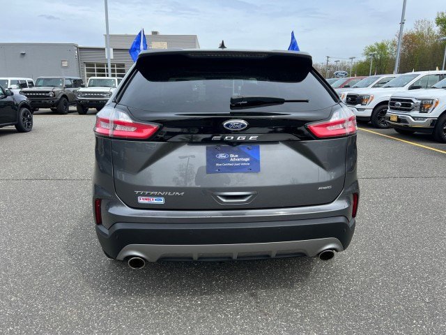 Certified 2022 Ford Edge Titanium AWD/4WD image 6