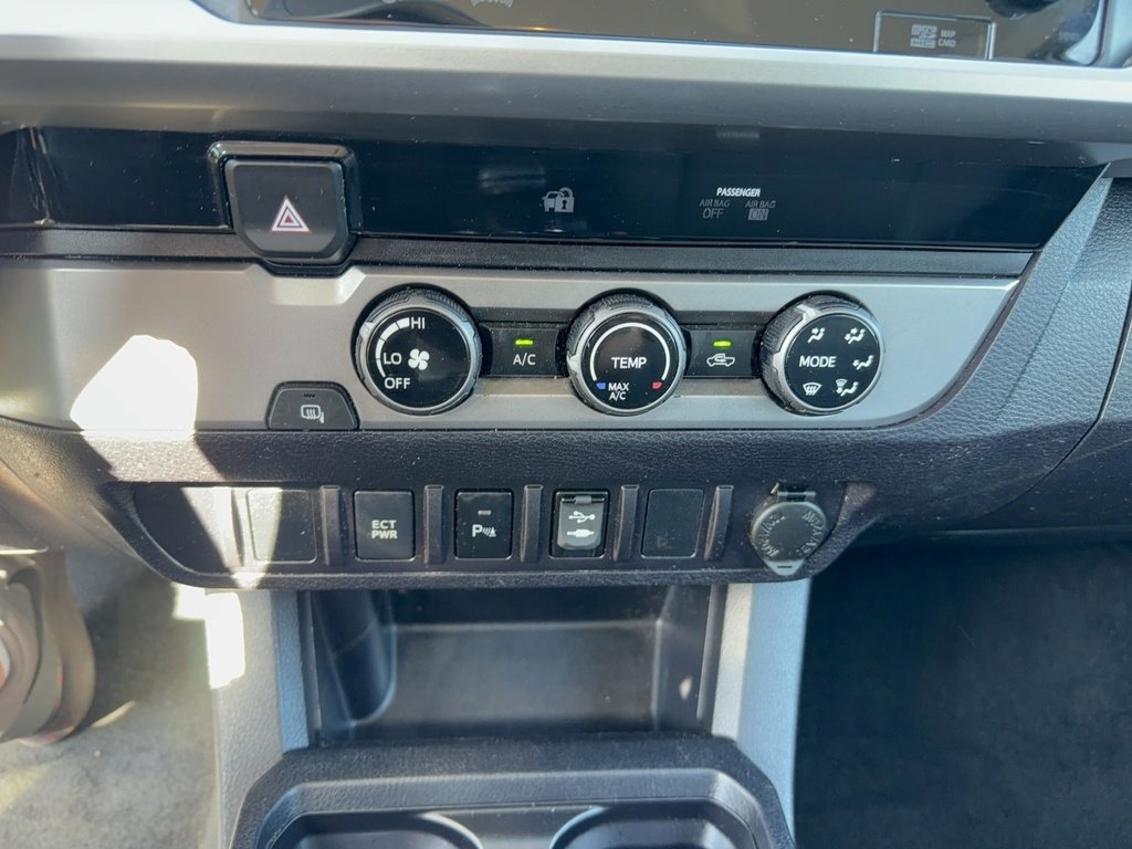 Used 2017 Toyota Tacoma SR5 image 22