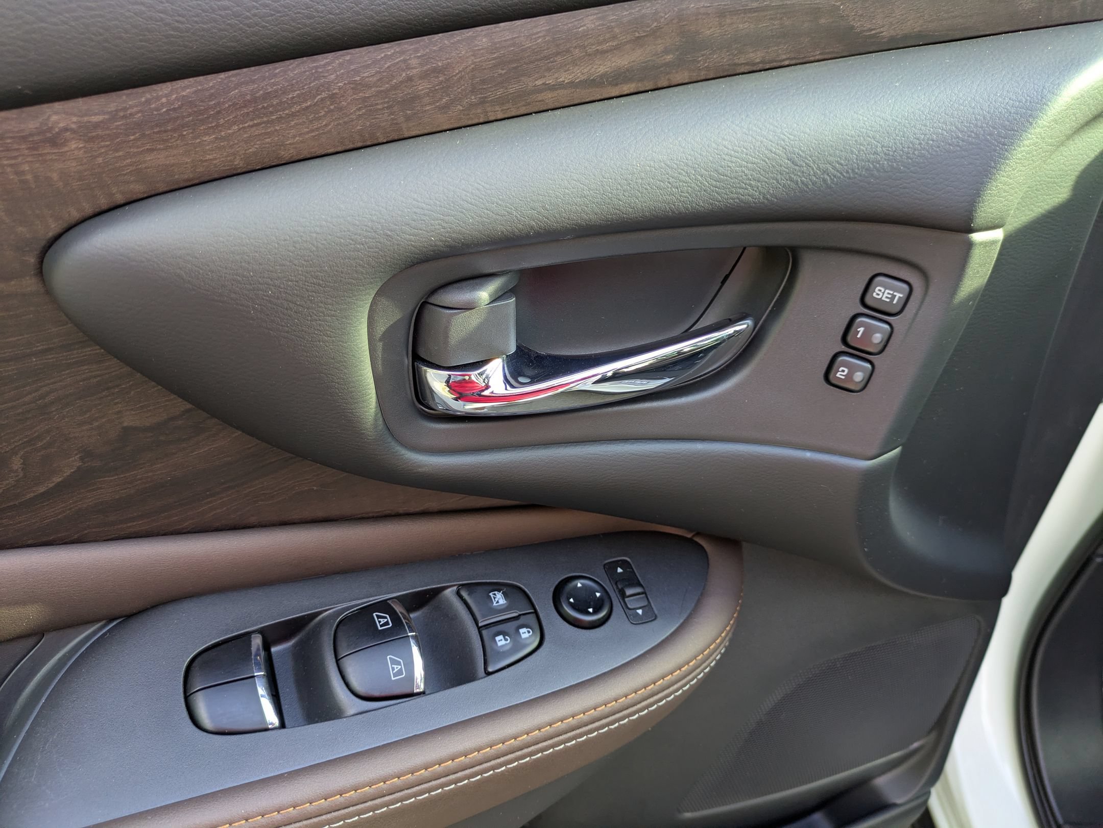 Used 2023 Nissan Murano Platinum w/ Cargo Package FWD image 16