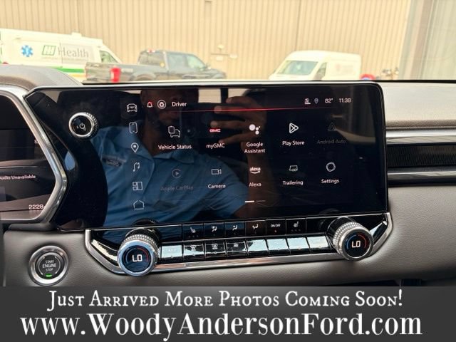 Used 2025 GMC Canyon Elevation w/ Convenience Package AWD/4WD image 10