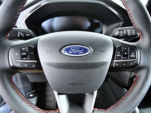 Certified 2025 Ford Escape ST-Line Select AWD/4WD image 19