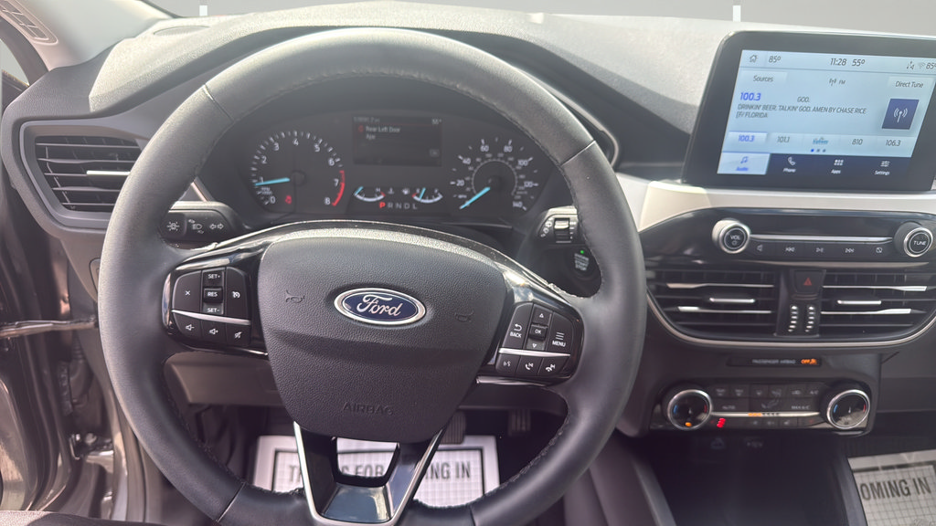 Certified 2022 Ford Escape SE w/ SE Sport Appearance Package AWD/4WD image 15