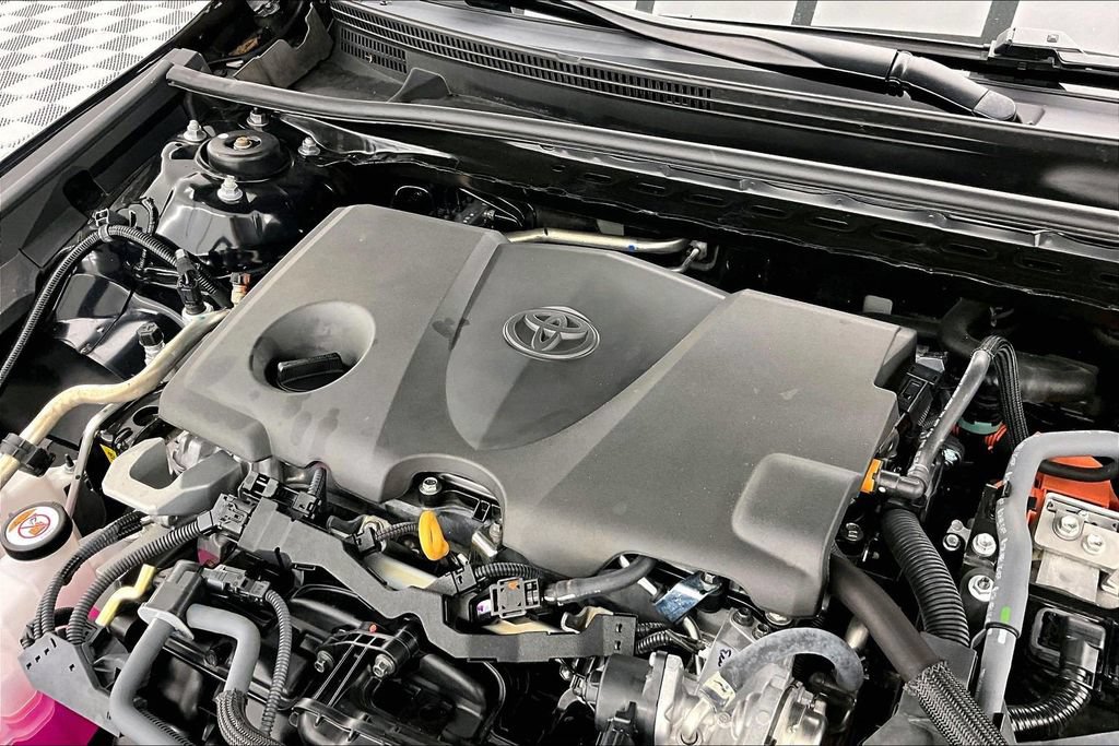 Used 2025 Toyota Camry LE FWD image 34