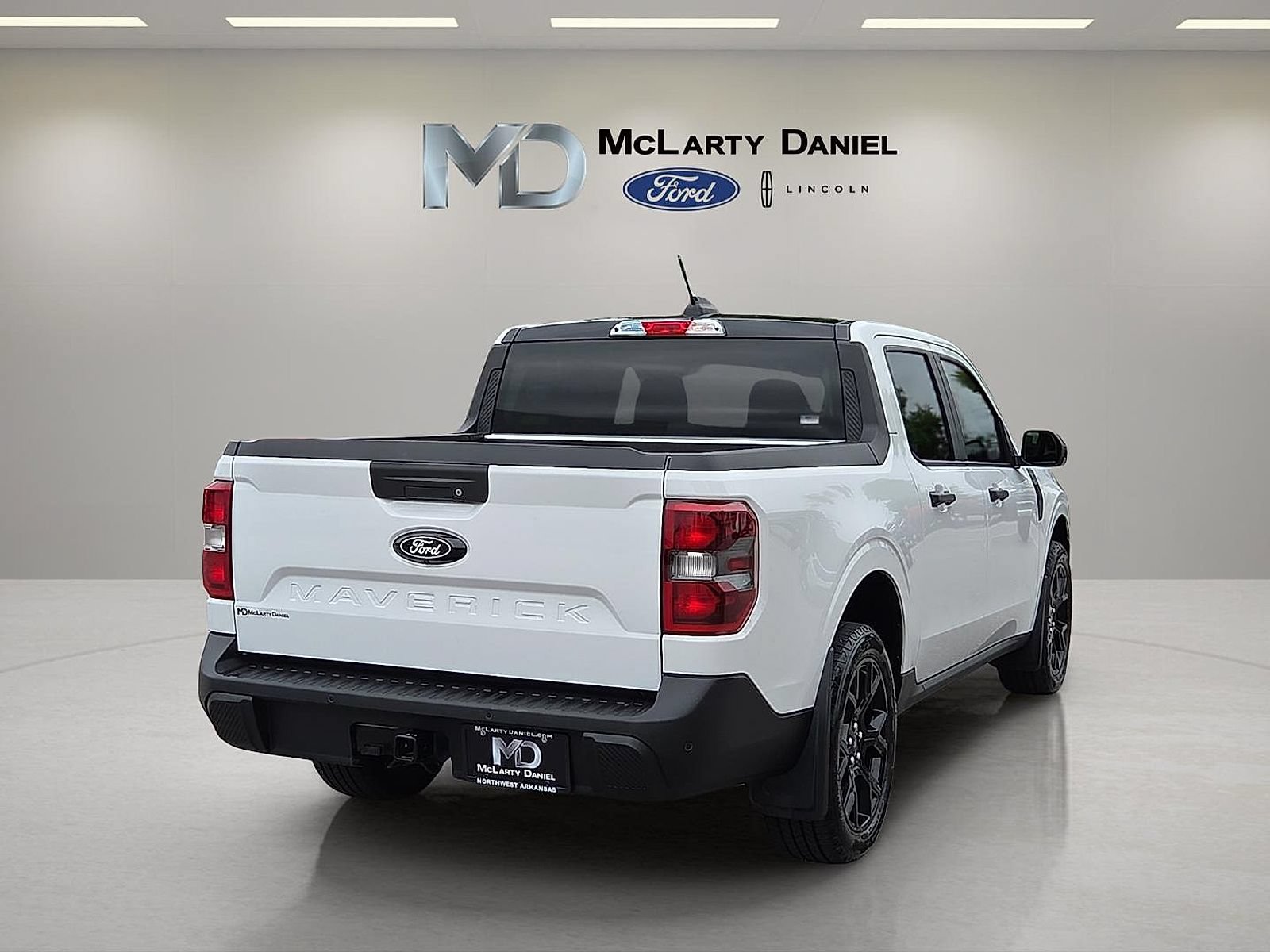 Certified 2025 Ford Maverick XLT w/ Equipment Group 301A AWD/4WD image 5