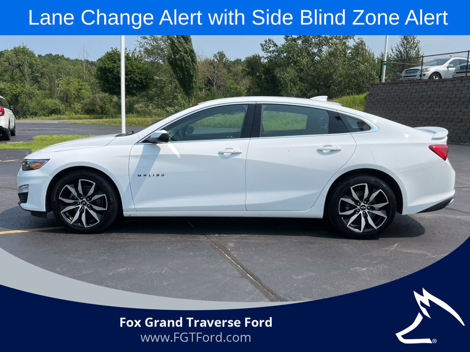 Used 2024 Chevrolet Malibu RS FWD image 36