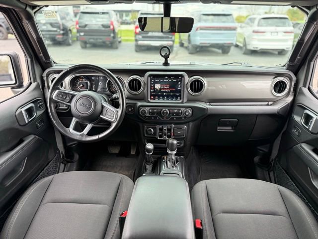 Used 2023 Jeep Wrangler Unlimited Sahara w/ Cold Weather Group AWD/4WD video 2
