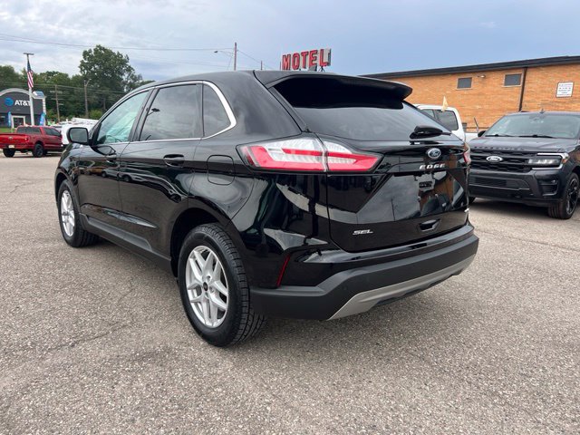 Certified 2024 Ford Edge SEL w/ Convenience Package AWD/4WD image 6