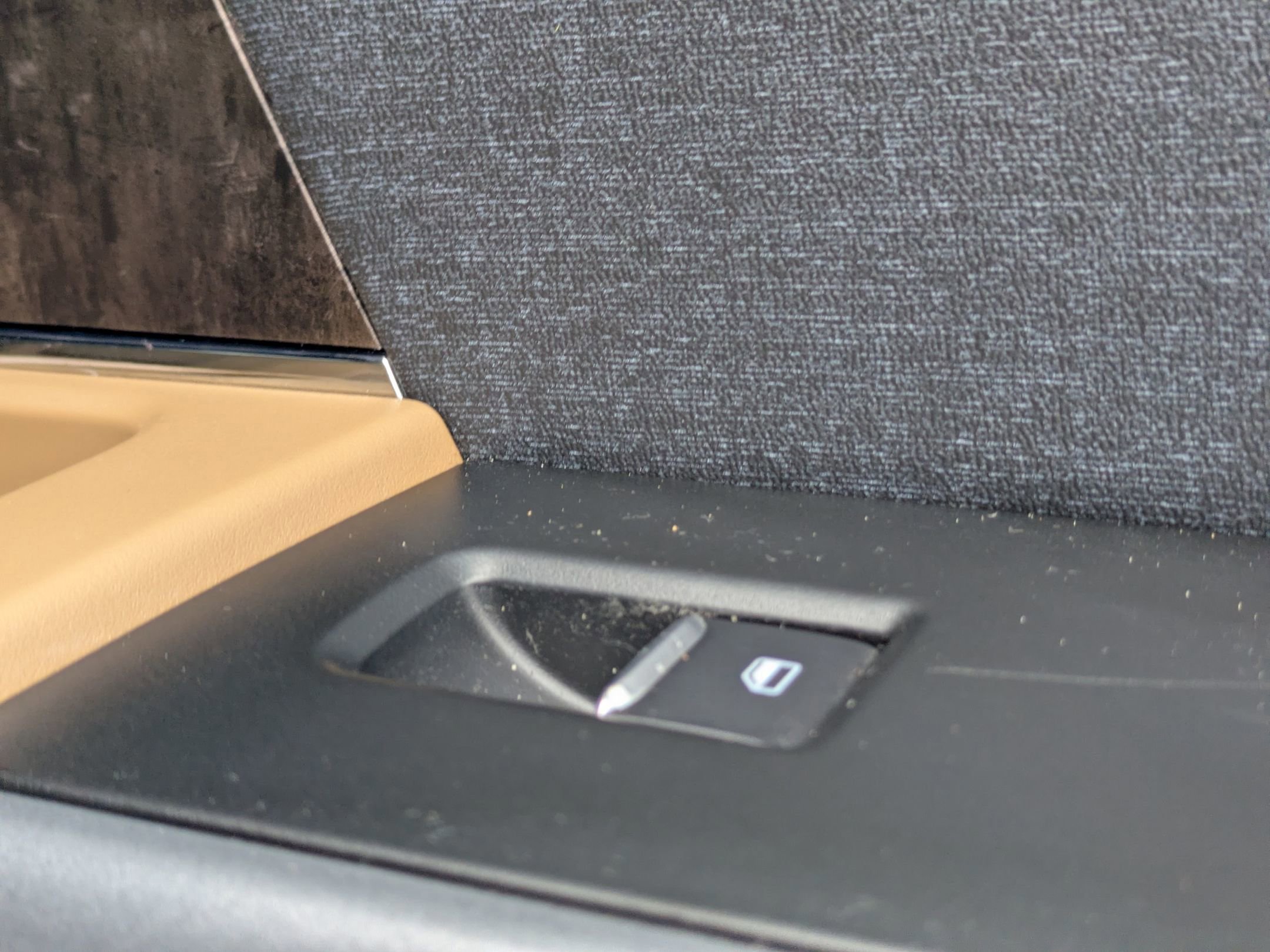 Certified 2024 Ford F350 Lariat w/ Chrome Package image 36