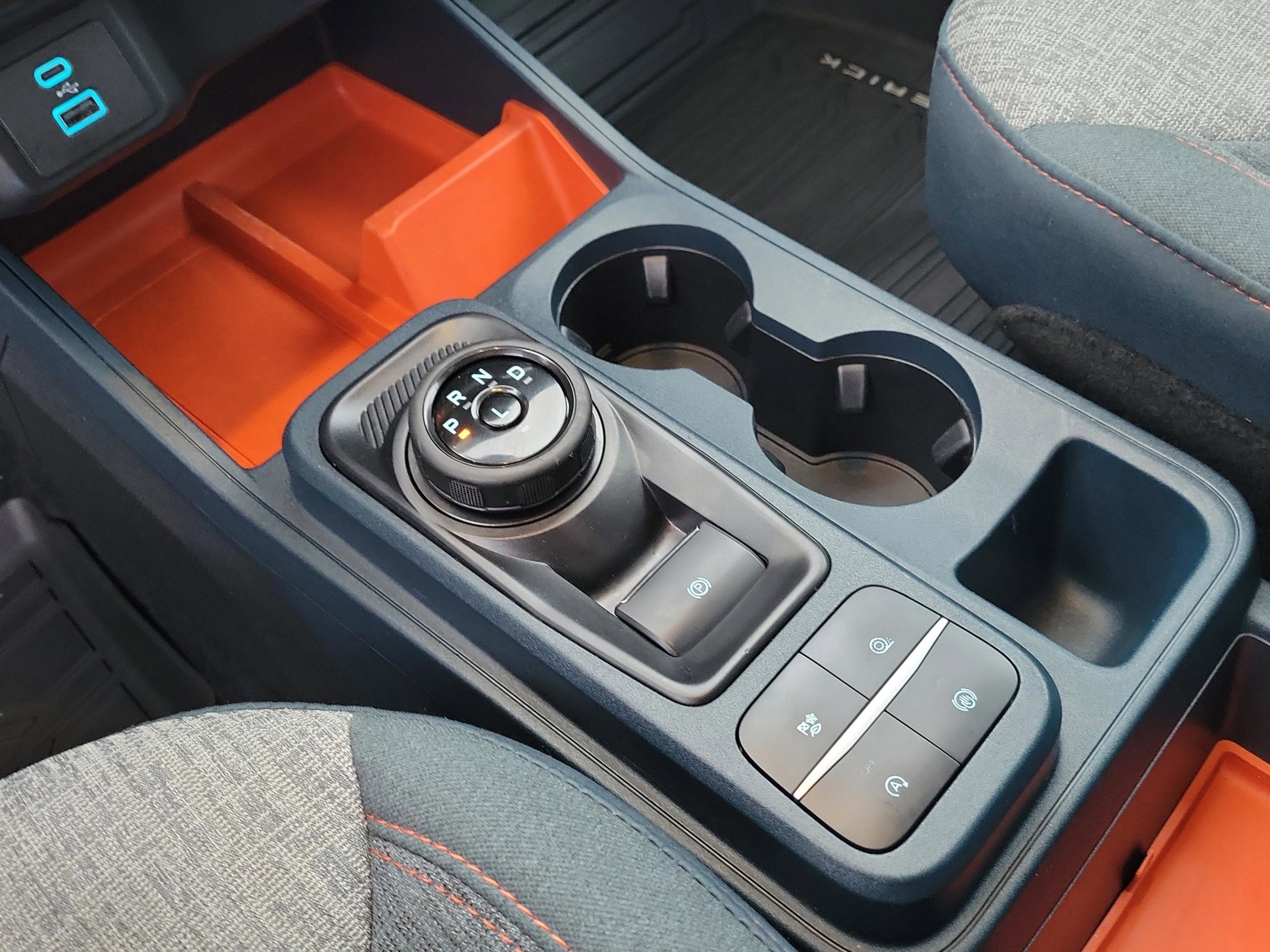 Certified 2024 Ford Maverick XLT w/ XLT Luxury Package image 30