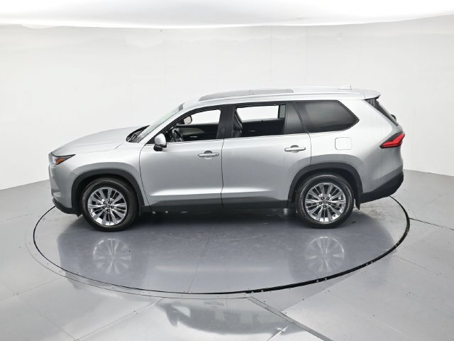 Used 2024 Toyota Grand Highlander AWD image 40