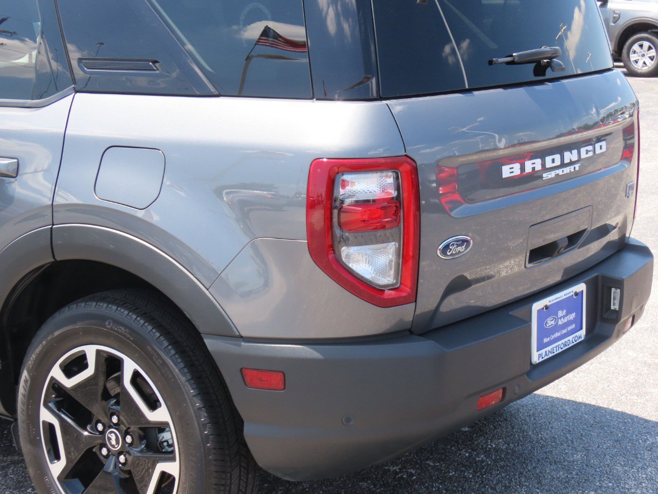Certified 2024 Ford Bronco Sport Outer Banks w/ Tech Package AWD/4WD image 13