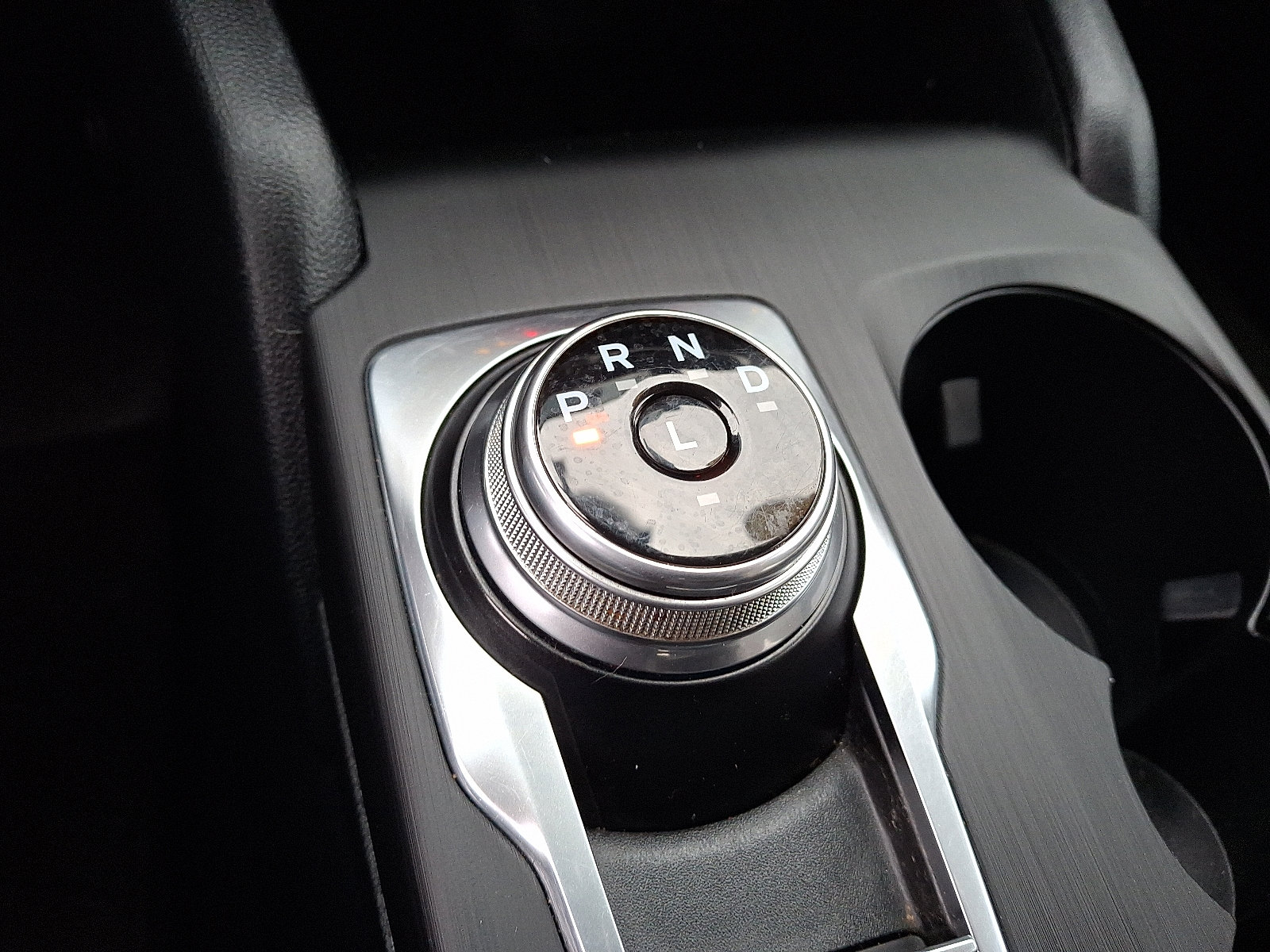 Certified 2020 Ford Escape SE image 22