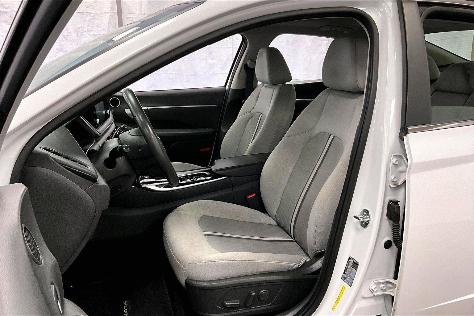 Used 2021 Hyundai Sonata SEL w/ Convenience Package image 24