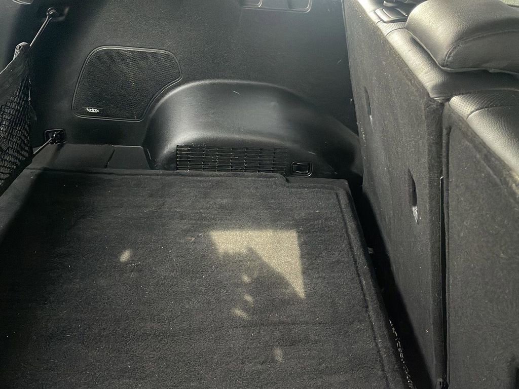 Used 2019 Hyundai Santa Fe Ultimate w/ Cargo Package image 13