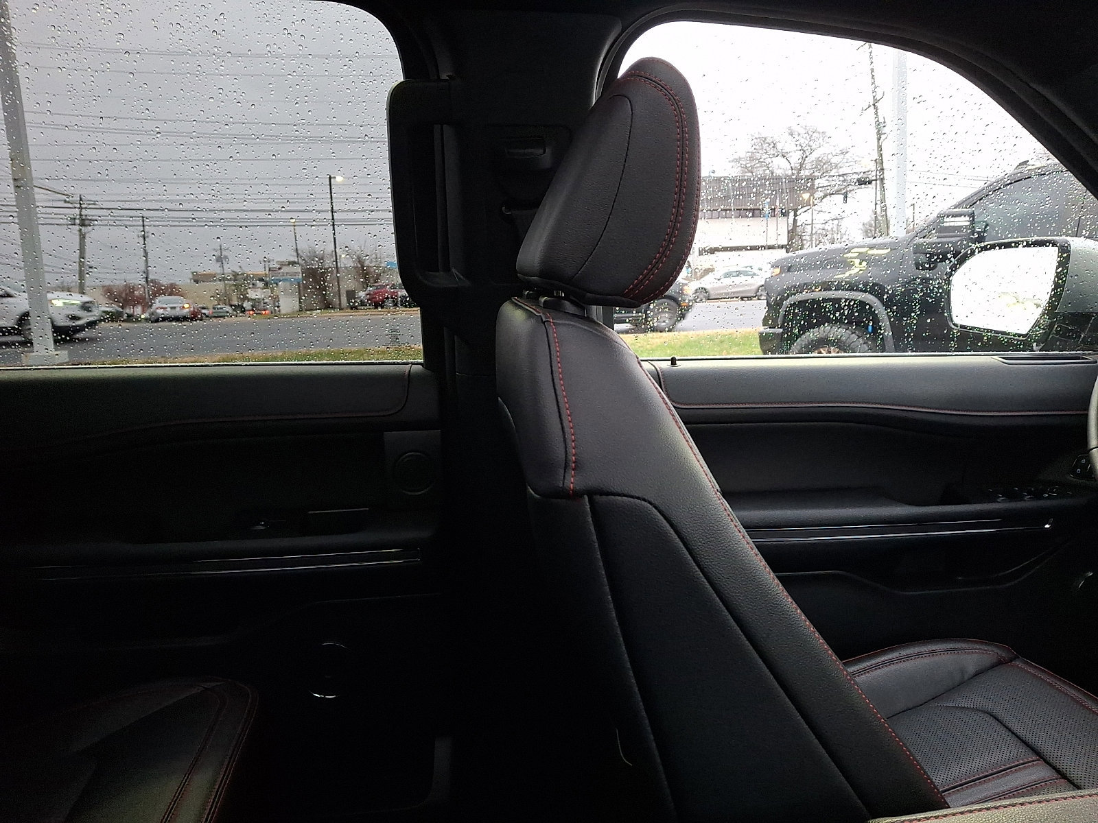 Certified 2023 Ford Expedition Limited image 13