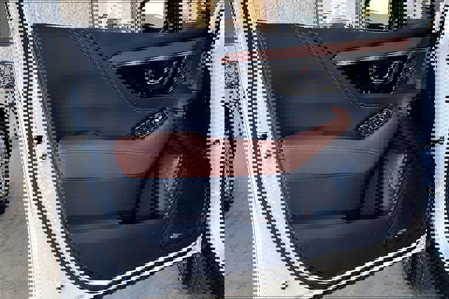 Used 2022 Subaru Outback Touring XT w/ Popular Package #2 image 22