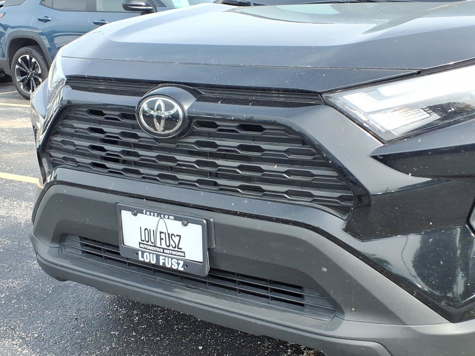 Used 2025 Toyota RAV4 LE AWD/4WD image 32
