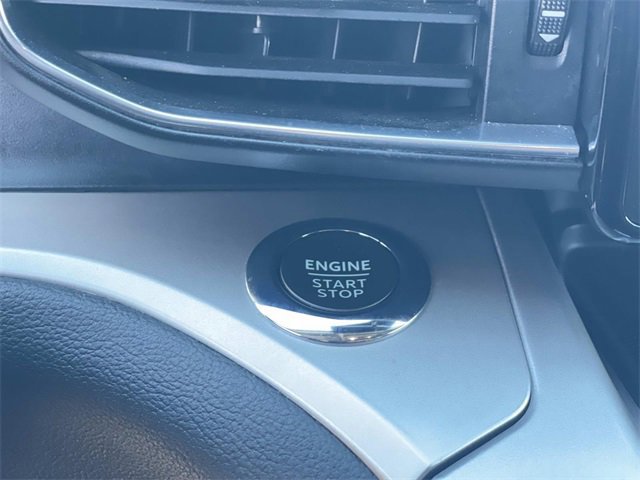 Certified 2022 Ford Explorer XLT w/ Equipment Group 202A image 19