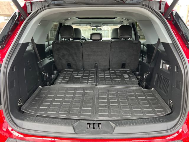 Certified 2023 Ford Explorer XLT w/ Equipment Group 202A image 30