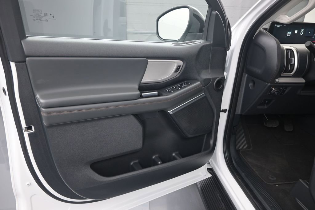 Certified 2025 Ford Expedition Max Active AWD/4WD image 16