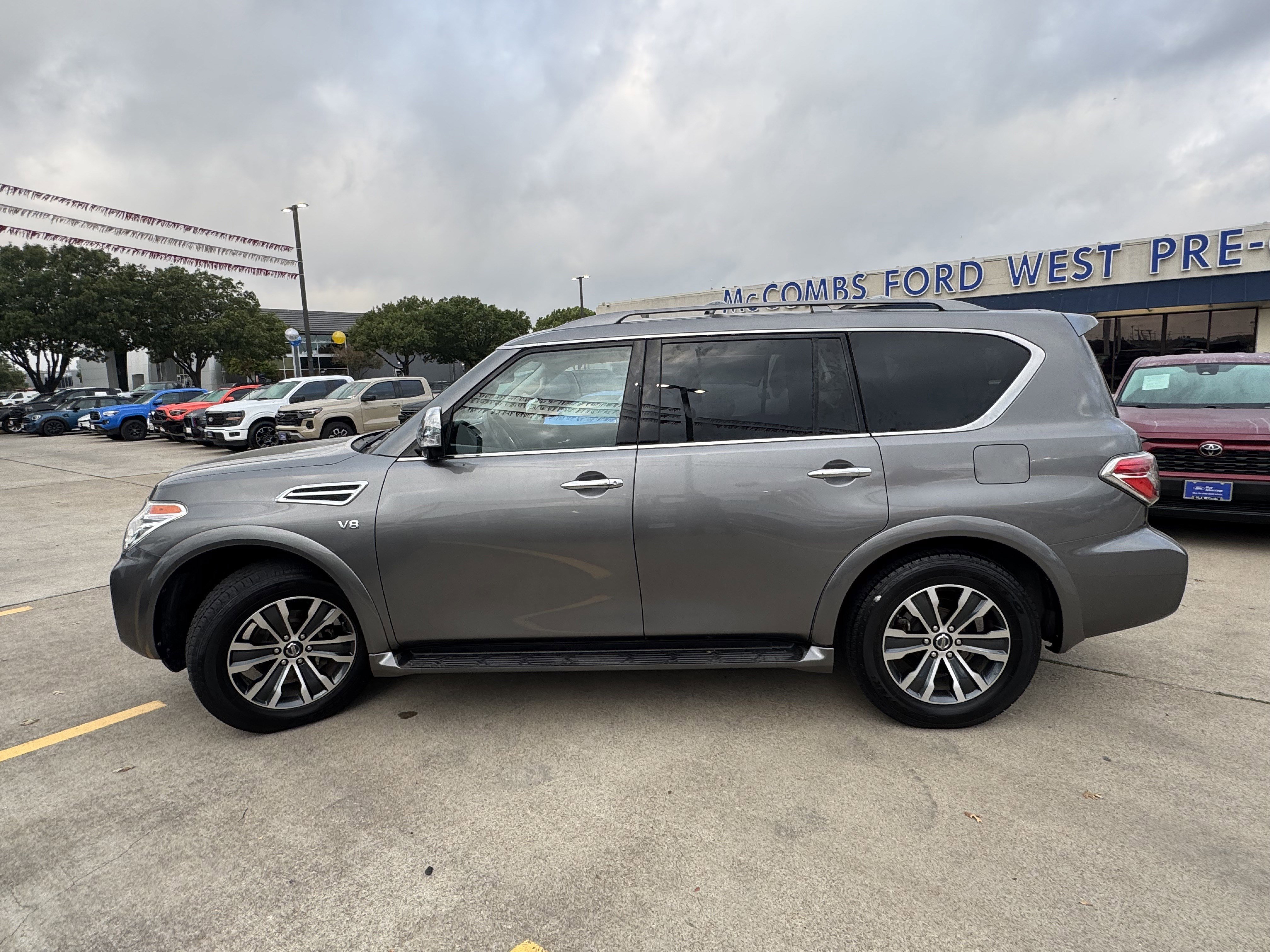 Used 2020 Nissan Armada SL w/ Premium Package image 7