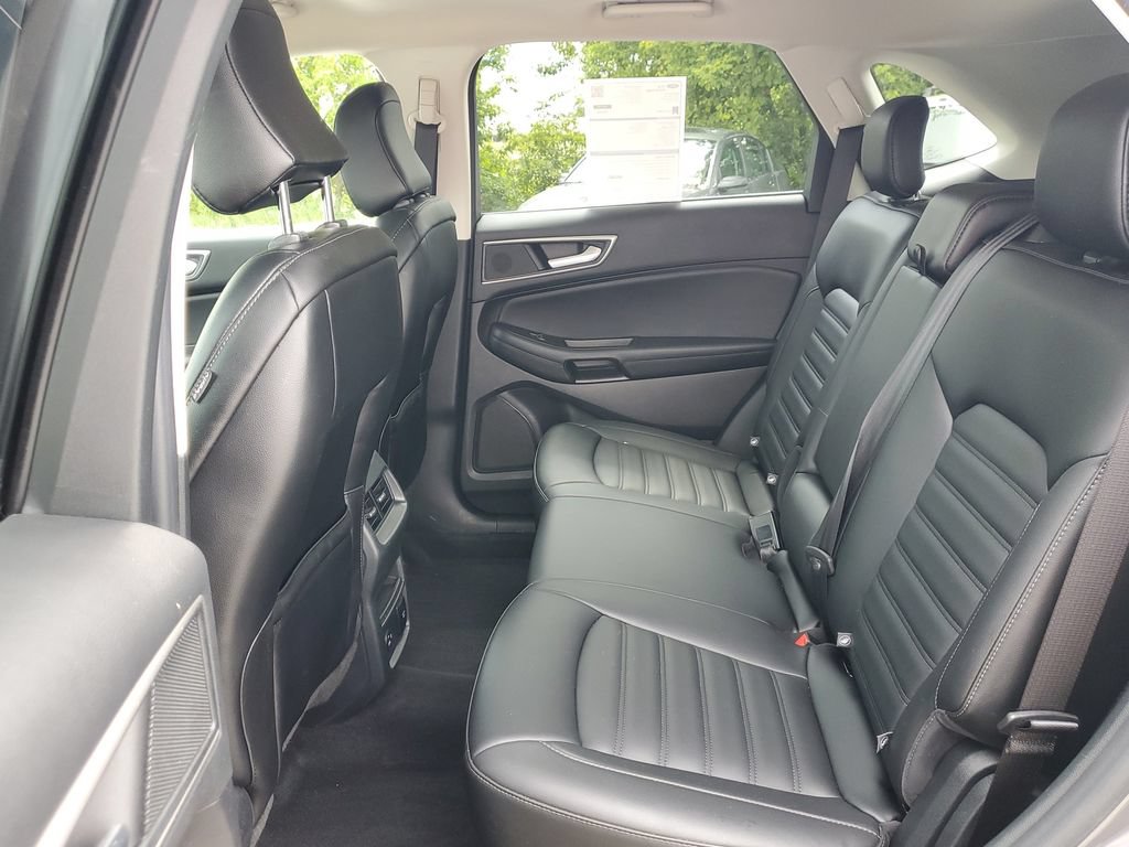Certified 2021 Ford Edge SEL w/ Convenience Package AWD/4WD image 16