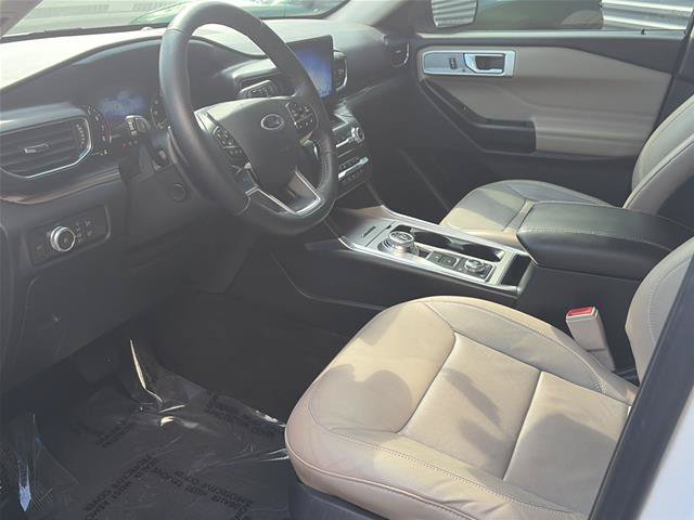 Certified 2020 Ford Explorer Limited AWD/4WD image 10