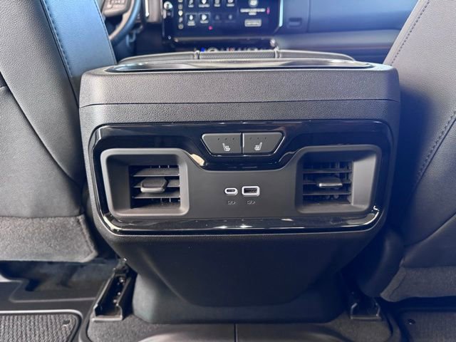 Used 2025 GMC Sierra 2500 AT4 w/ AT4 Premium Plus Package AWD/4WD image 28