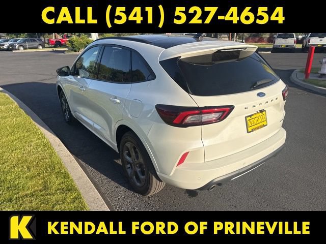 Certified 2024 Ford Escape ST-Line w/ Tech Pack #1 AWD/4WD image 8