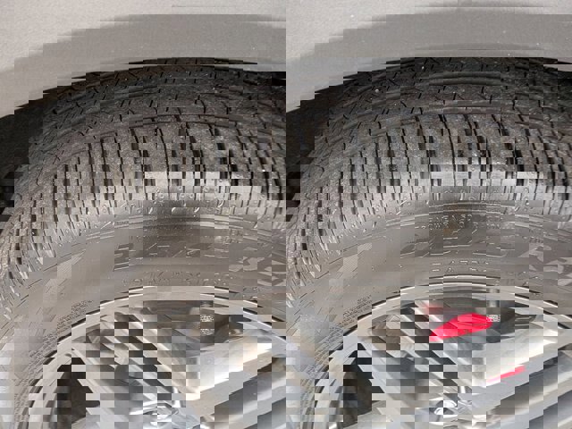 Certified 2025 Ford Explorer ST-Line w/ Premium Package image 12