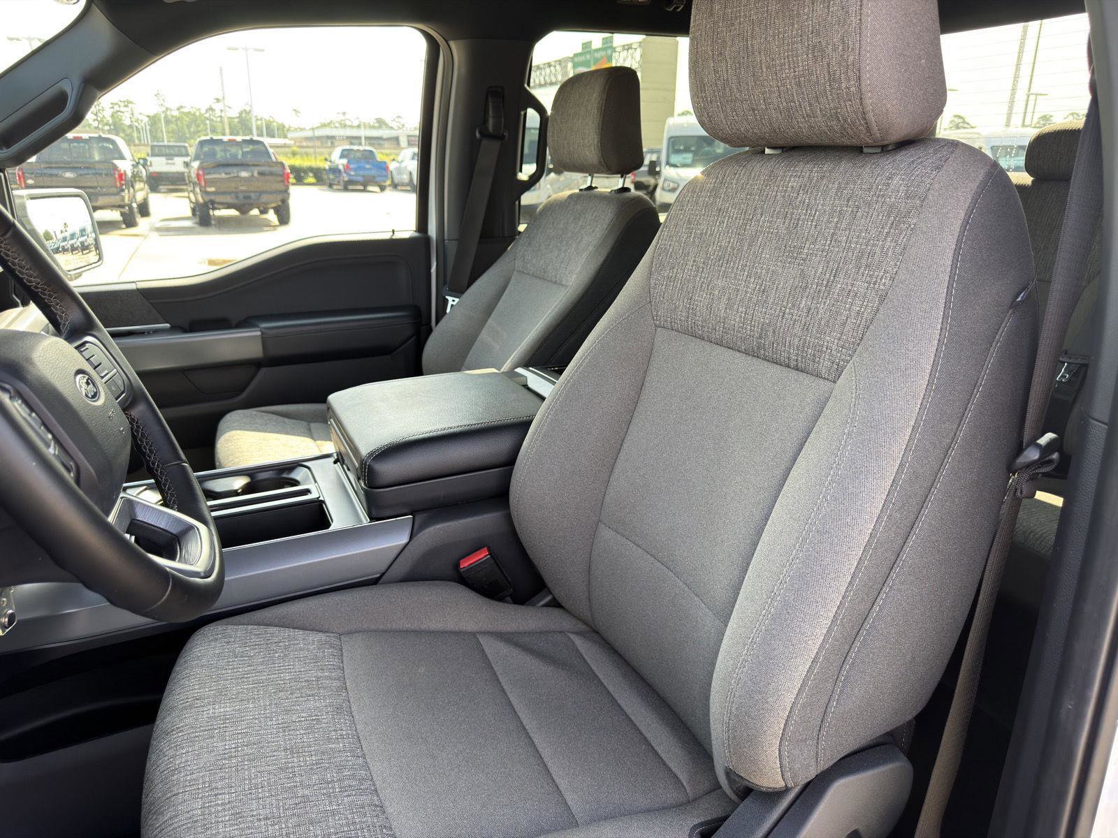 Certified 2024 Ford F150 XLT w/ Mobile Office Package RWD image 9