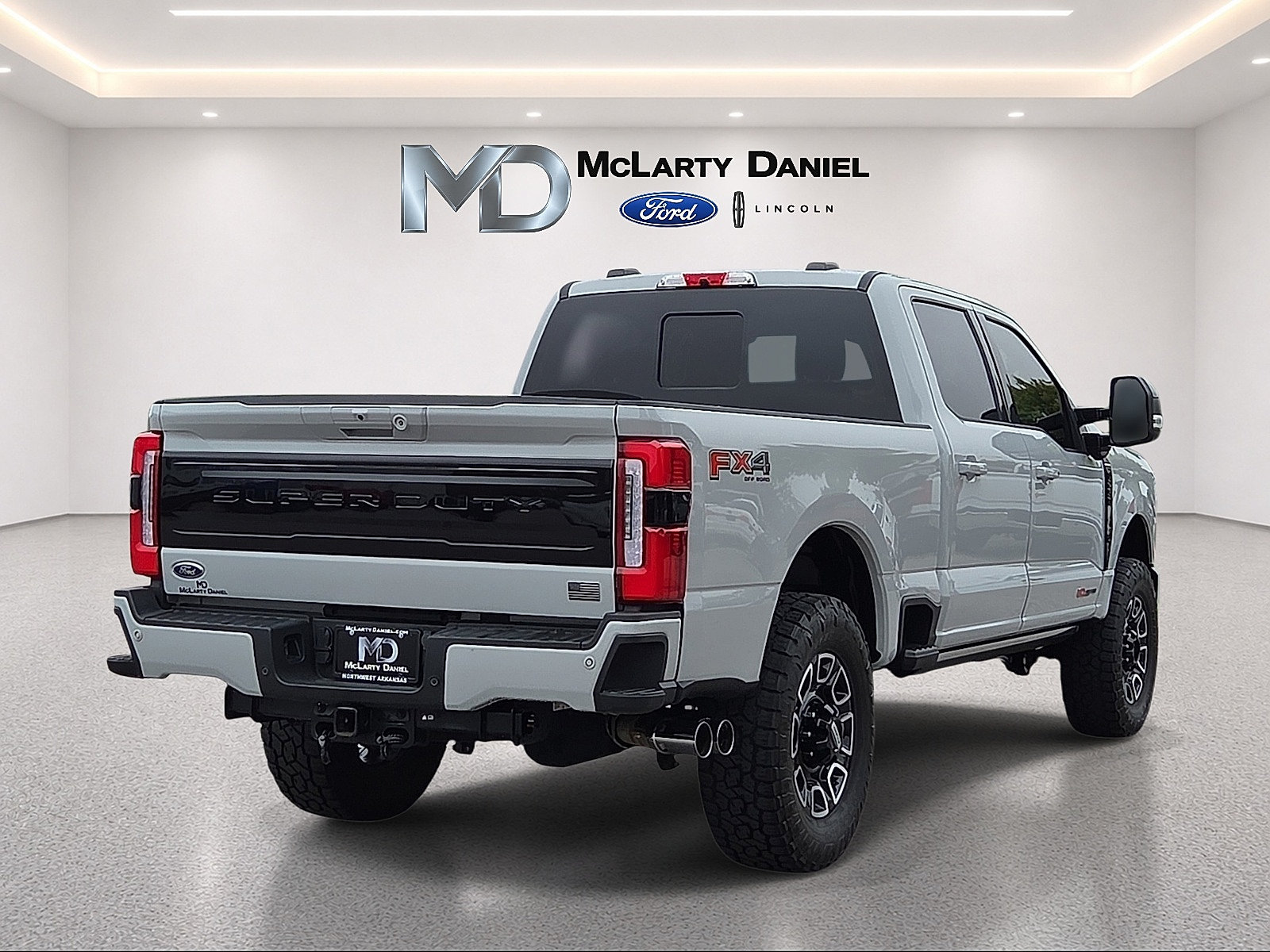 Certified 2025 Ford F250 Platinum AWD/4WD image 5