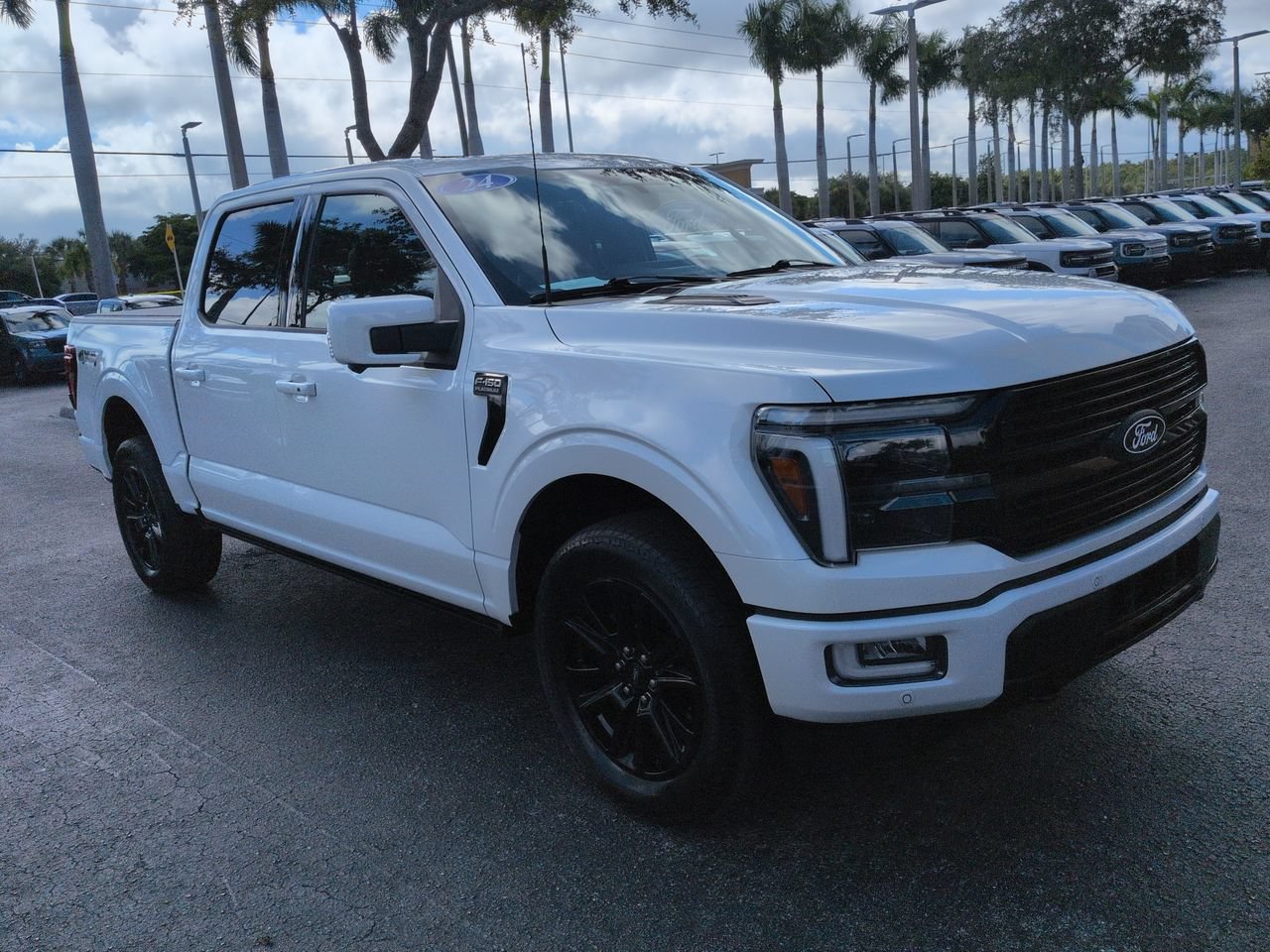 Certified 2024 Ford F150 Platinum w/ Equipment Group 702A High AWD/4WD image 2