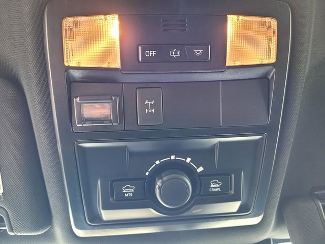 Used 2020 Toyota Tacoma TRD Off-Road w/ Technology Package image 15