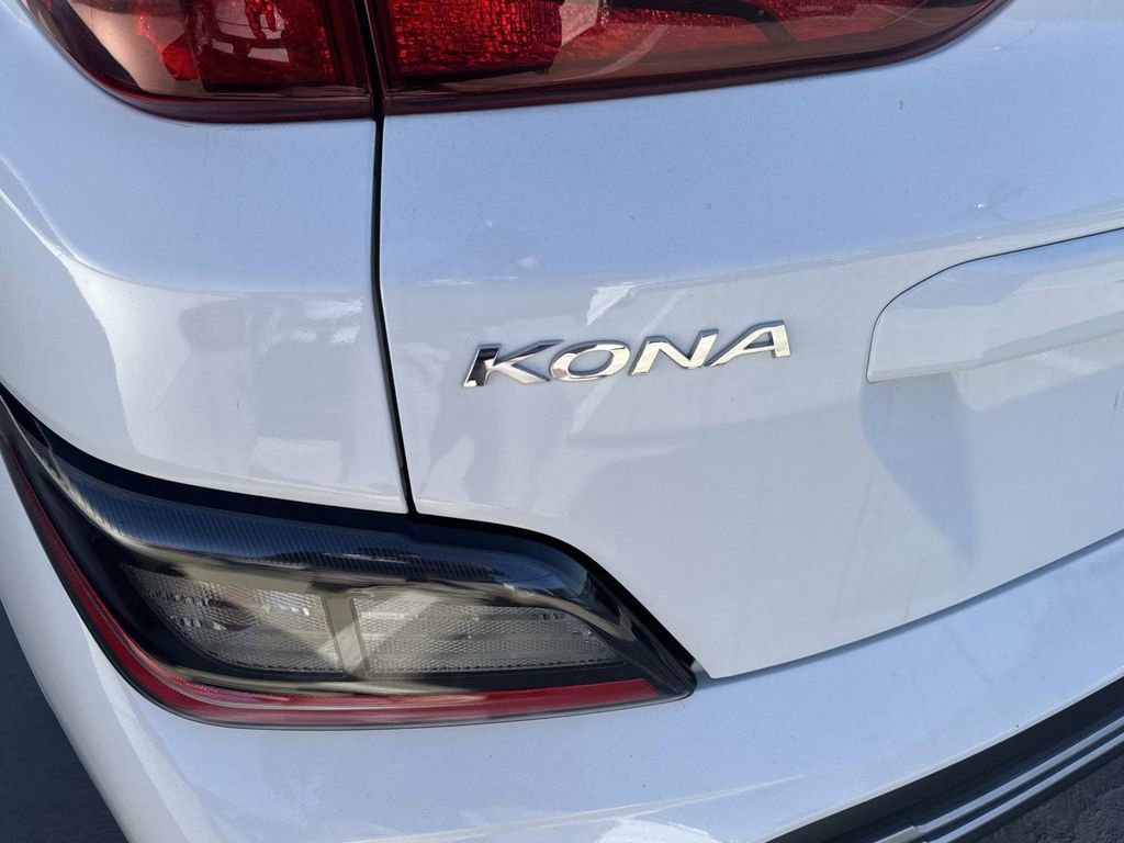 Used 2023 Hyundai Kona SEL image 11