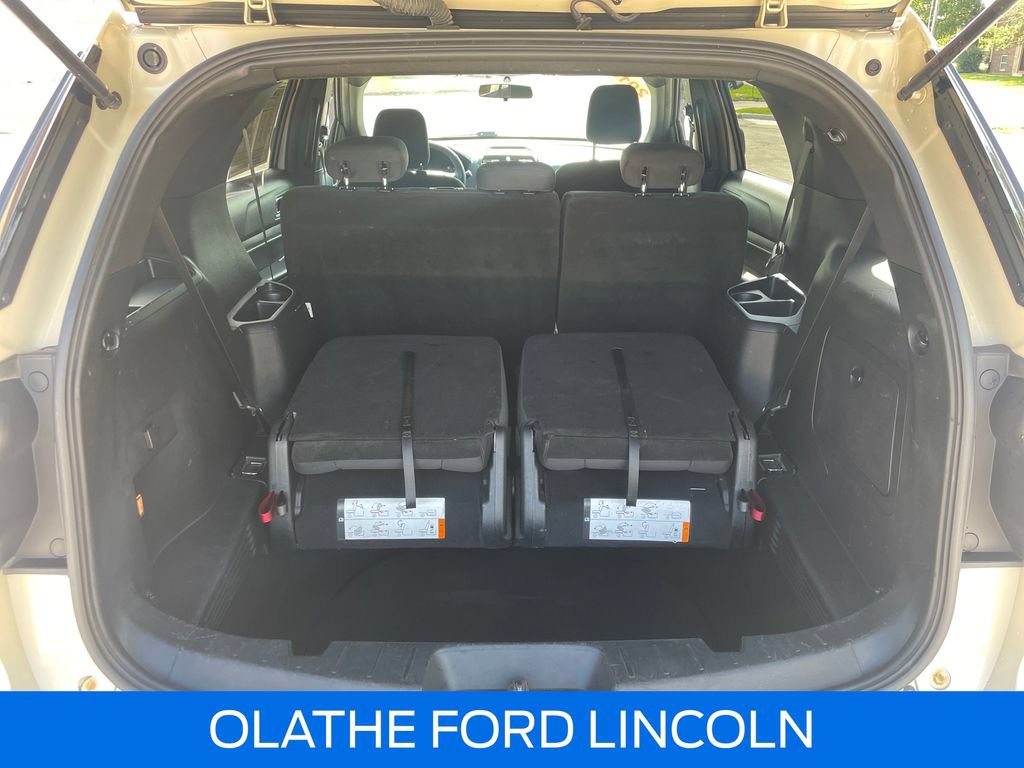 Certified 2018 Ford Explorer XLT AWD/4WD image 23