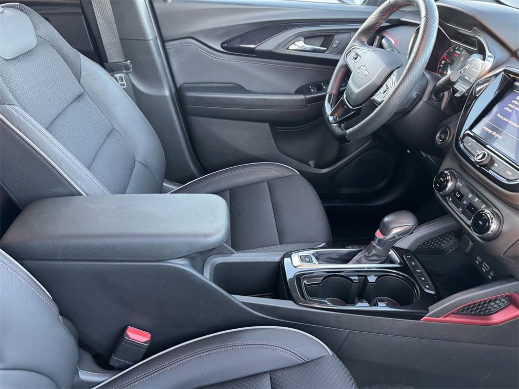 Used 2023 Chevrolet TrailBlazer RS w/ Convenience Package image 6